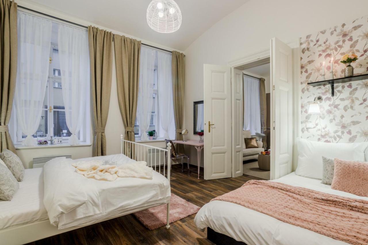 Prague Apt Near Charles Bridge By Michal&Friends Exterior photo